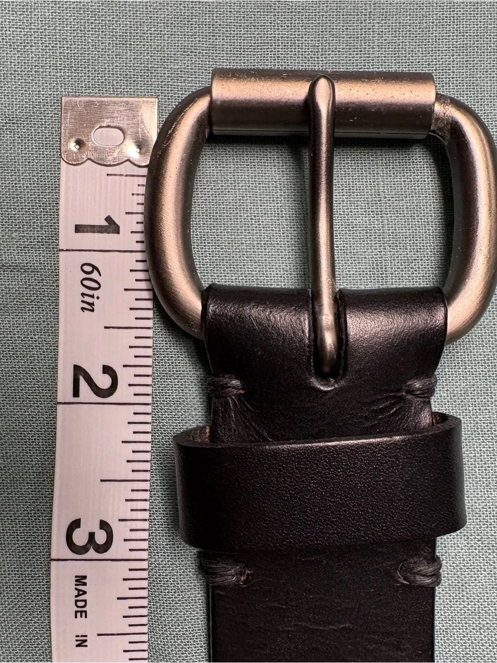 Men's Black 40in. GenuineLeather Belt: Brushed Metal Buckle: Fair Used Condition